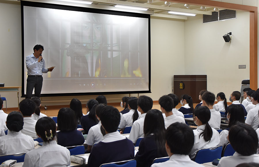 【山梨県】ＳＮＳ犯罪を防止   駿台甲府高で講演会