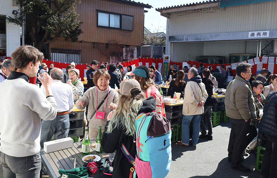 【山梨県】蔵開き 新酒を堪能   富士河口湖  井出醸造店